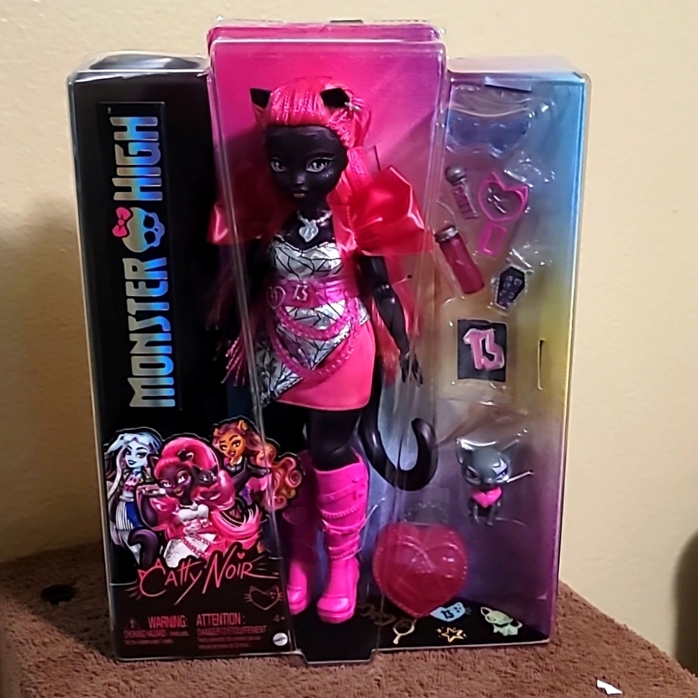 Monster High Catty Noir Black Doll